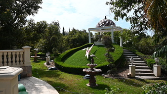 Enlarge photo 27