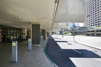 Enlarge photo 19