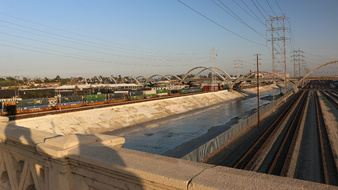 Enlarge photo 12