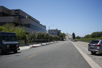 Enlarge photo 53
