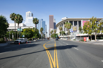 Grand Ave