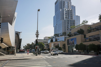 Enlarge photo 17