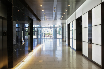 Enlarge photo 40