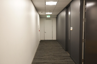 Enlarge photo 86