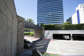 Enlarge photo 118
