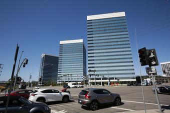 Enlarge photo 126