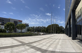 Enlarge photo 96