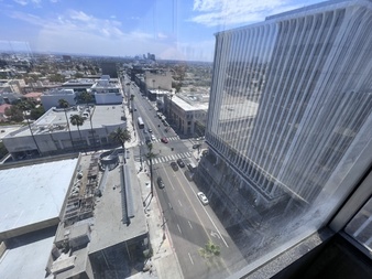 Enlarge photo 25