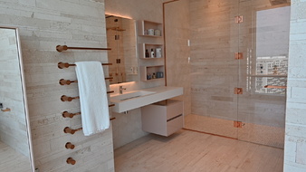 Enlarge photo 41