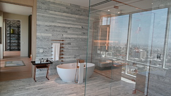 Enlarge photo 54