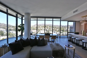 Enlarge photo 12