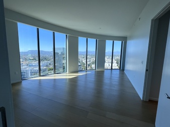 Enlarge photo 42