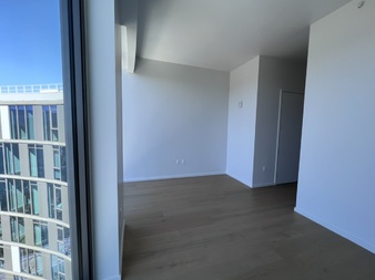 Enlarge photo 49