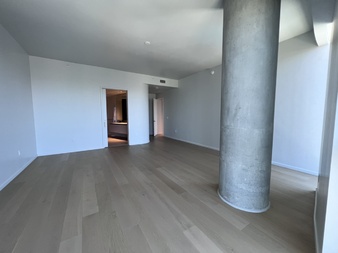 Enlarge photo 41