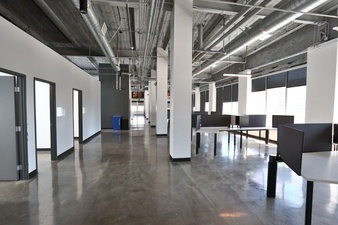 Enlarge photo 36