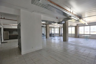 Enlarge photo 40