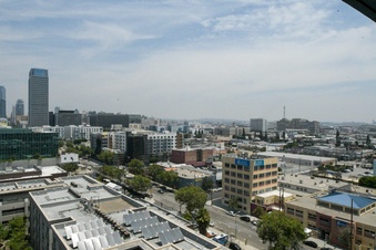 Enlarge photo 19
