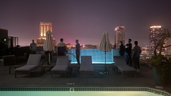Enlarge photo 93