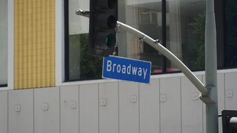 Enlarge photo 1