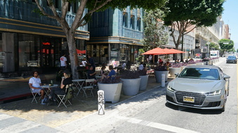 Enlarge photo 3