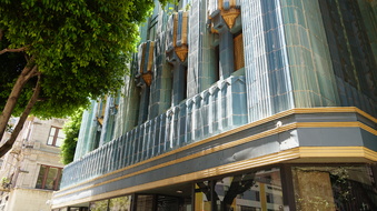 Enlarge photo 11