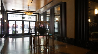 Enlarge photo 24
