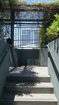 Enlarge photo 42