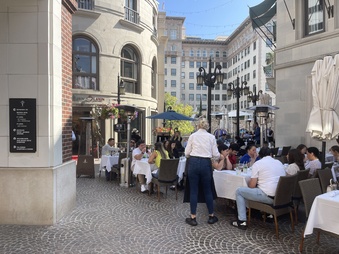 Enlarge photo 10