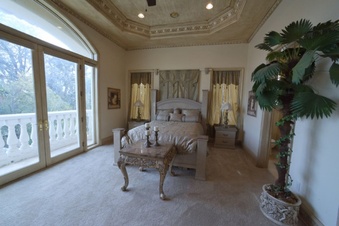 Enlarge photo 48