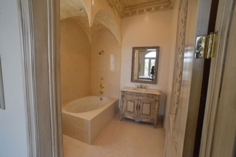 Enlarge photo 50