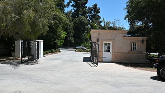 Enlarge photo 2