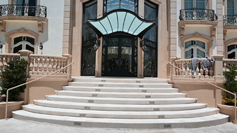 Enlarge photo 8