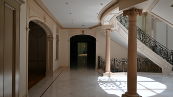 Enlarge photo 21