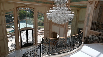 Enlarge photo 51