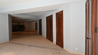 Enlarge photo 84