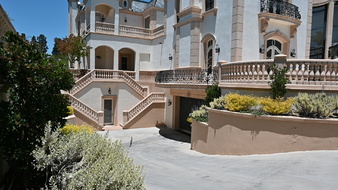 Enlarge photo 88