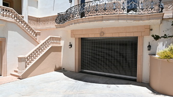 Enlarge photo 86