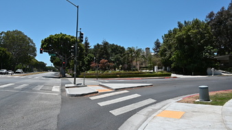 Enlarge photo 95