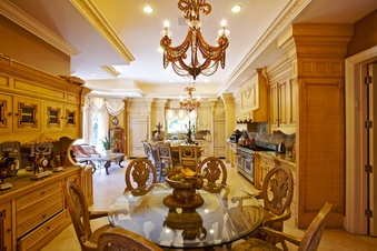Enlarge photo 47