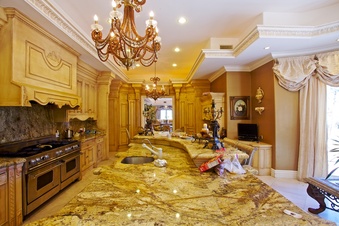 Enlarge photo 54