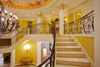 Enlarge photo 71