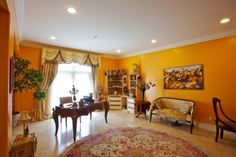 Enlarge photo 89