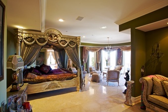 Enlarge photo 91