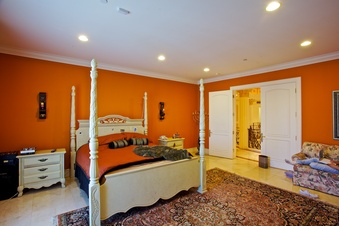 Enlarge photo 112