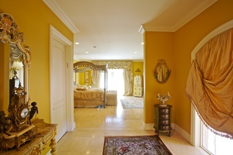 Enlarge photo 113