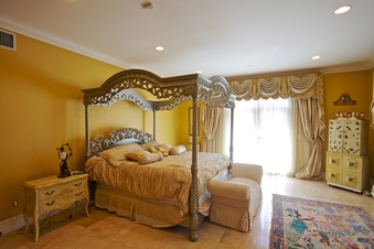 Enlarge photo 114