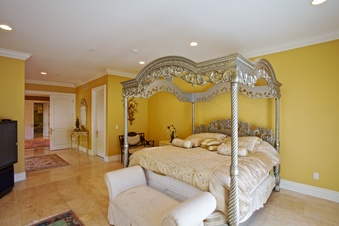 Enlarge photo 116