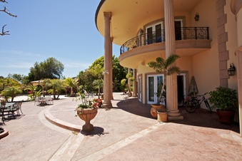 Enlarge photo 118