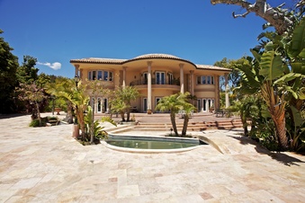 Enlarge photo 129