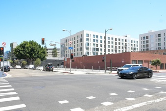 Enlarge photo 2